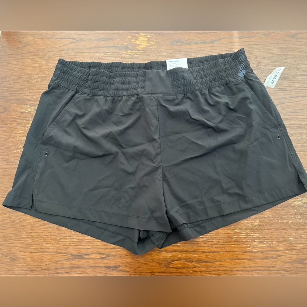 Old Navy High-Waisted StretchTech Pull-On Surf Shorts for Women - 4-inch inseam